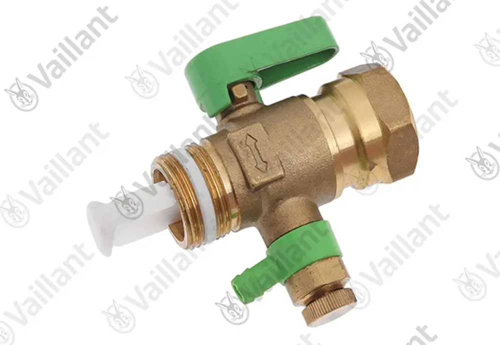 Vaillant Wartungshahn mit grünem Griff und Kupferanschluss. Das Ventil zeigt einen Durchflussindikator und hat eine Befestigung für ein Schlauchsystem.